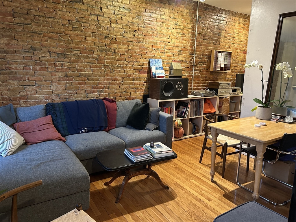 2 bed, 1 bath apartment for rent at 14 Evergreen Sq Unit 2FL, Somerville — photo 3 of 16