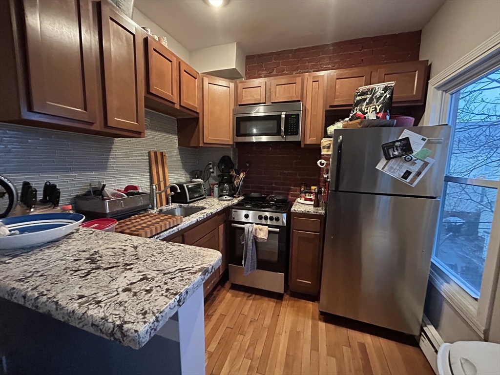 2 bed, 1 bath apartment for rent at 14 Evergreen Sq Unit 2FL, Somerville