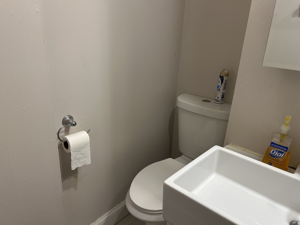 2 bed, 1 bath apartment for rent at 14 Evergreen Sq Unit 2FL, Somerville — photo 13 of 16