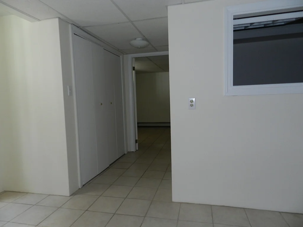 2 bed, 2 bath apartment for rent at 14 Fairmont St Unit 1, Cambridgeport — photo 11 of 13