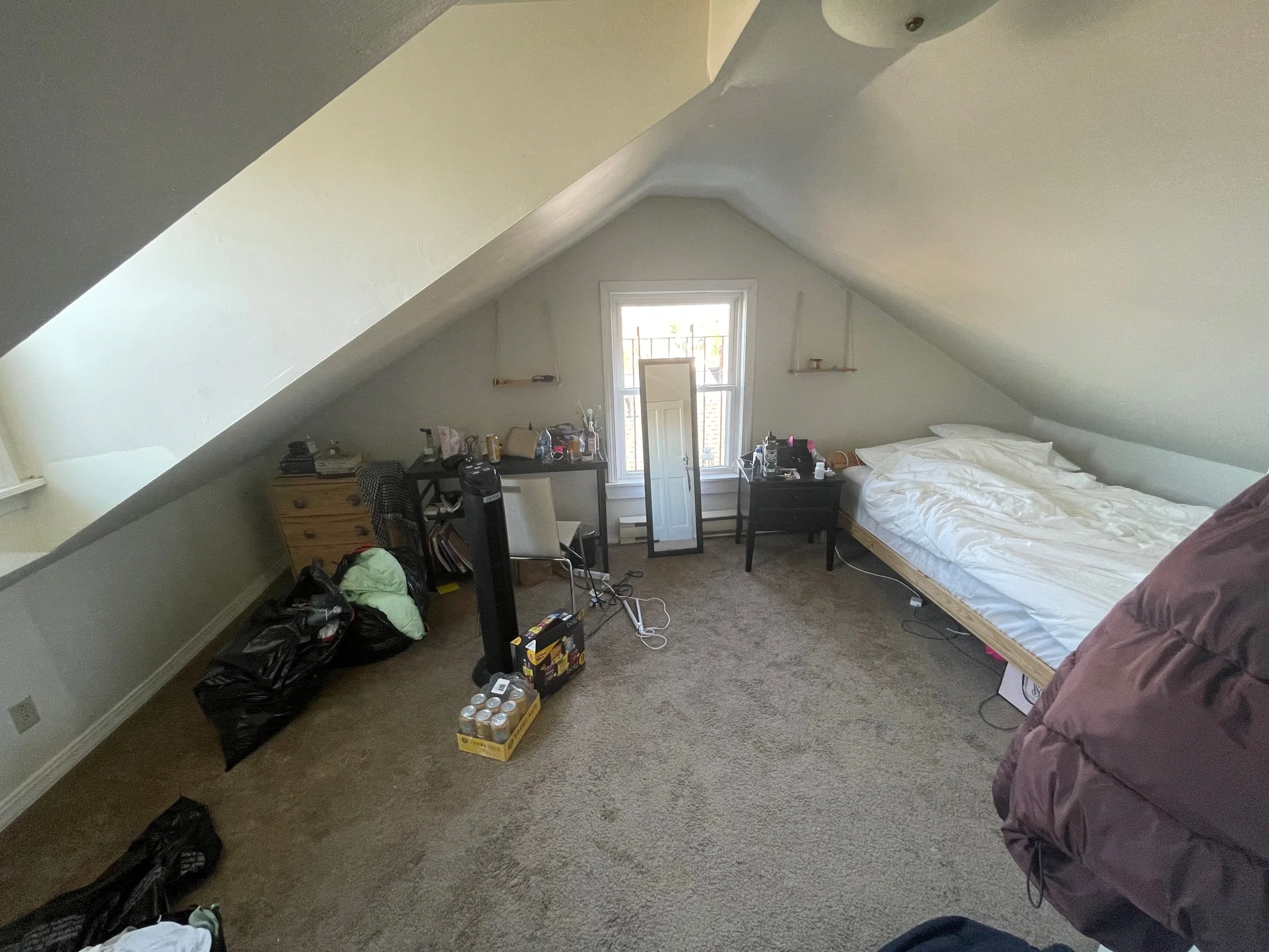 5 bed, 1 bath apartment for rent at 14 Fairmount St Unit 1, Medford — photo 16 of 20