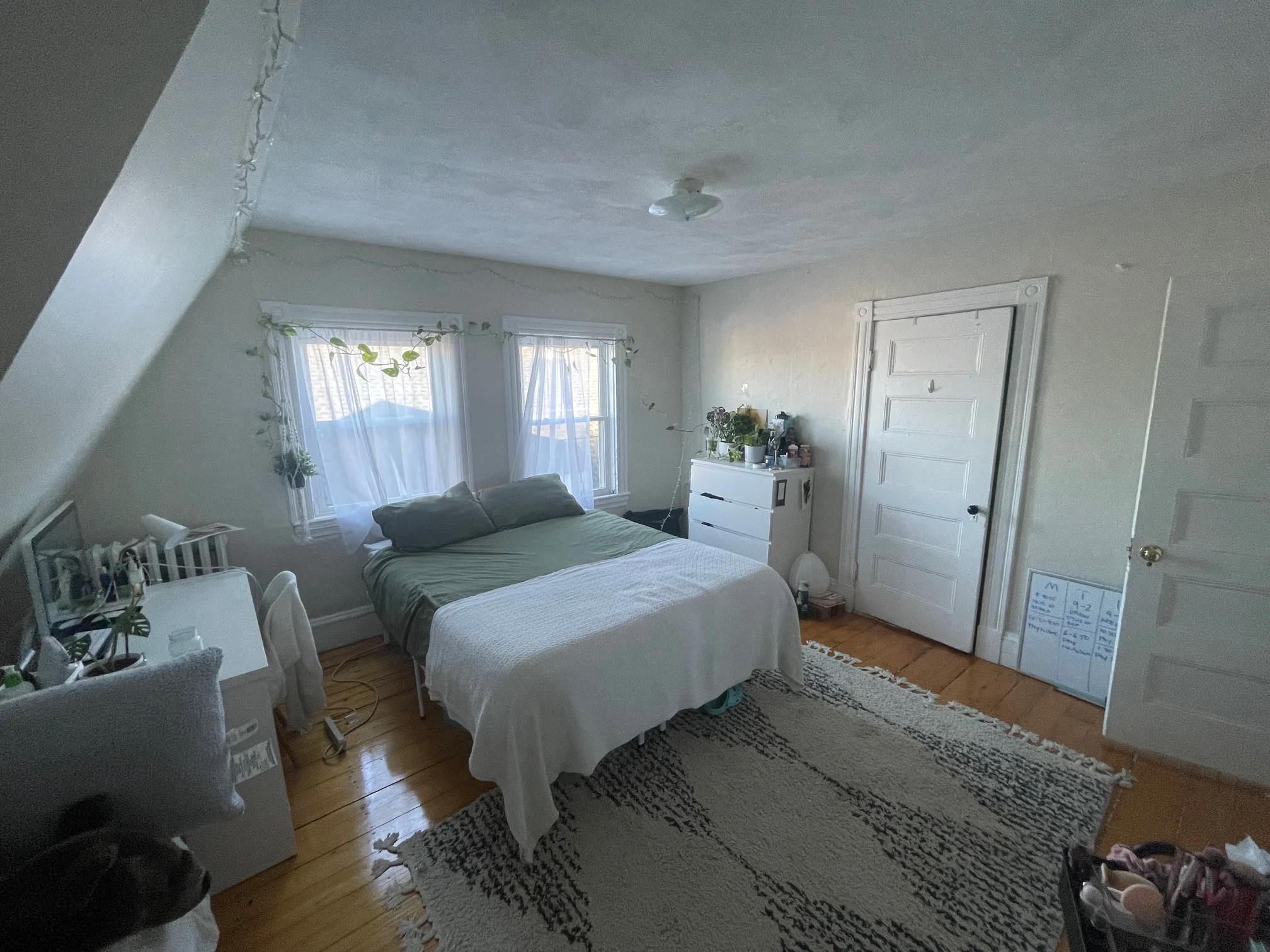 5 bed, 1 bath apartment for rent at 14 Fairmount St Unit 1, Medford — photo 10 of 20