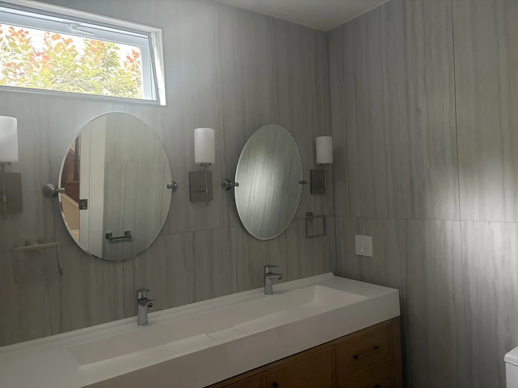 2 bed, 2 bath apartment for rent at 14 Fairview Unit 1, Roslindale — photo 8 of 24