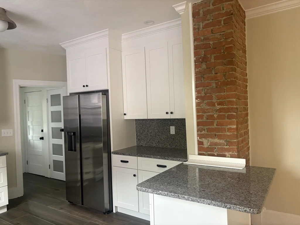 2 bed, 2 bath apartment for rent at 14 Fairview Unit 1, Roslindale — photo 2 of 24