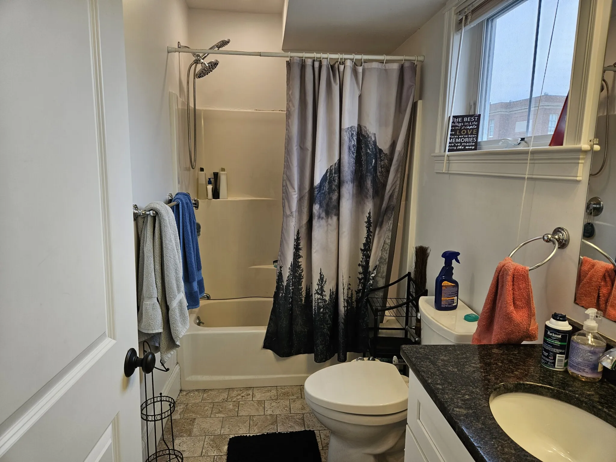 5 bed, 3 bath apartment for rent at 14 Fern St Unit 0, Allston — photo 10 of 29