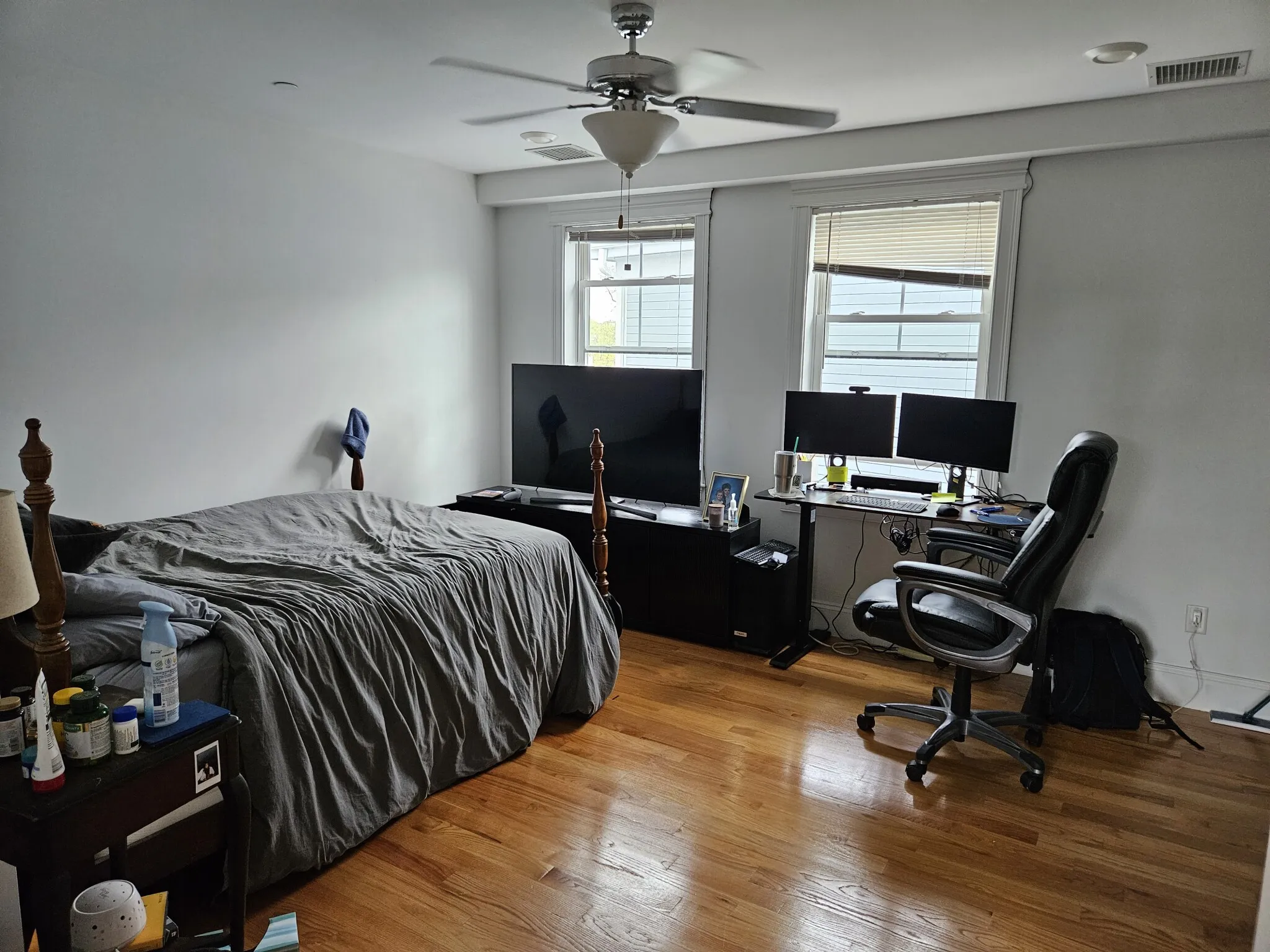 5 bed, 3 bath apartment for rent at 14 Fern St Unit 0, Allston — photo 11 of 29