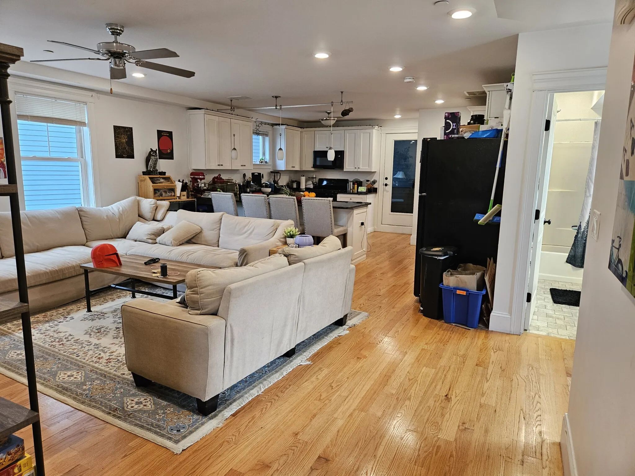 5 bed, 3 bath apartment for rent at 14 Fern St Unit 0, Allston — photo 4 of 29