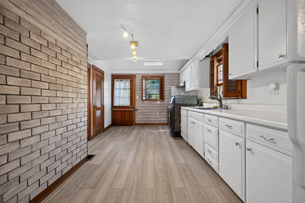 3 bed, 1 bath apartment for rent at 14 Flint Ave, East Somerville — photo 3 of 15