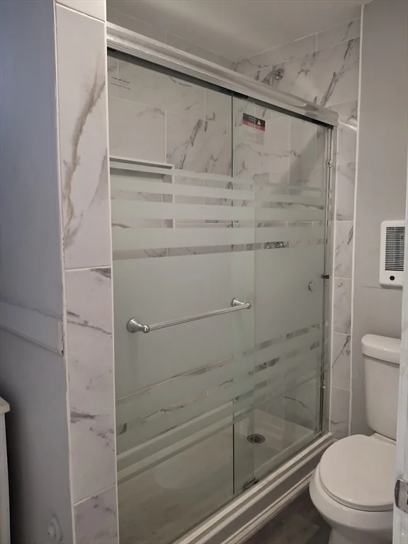 3 bed, 1 bath apartment for rent at 14 Florence St Unit 1, Leominster — photo 8 of 11