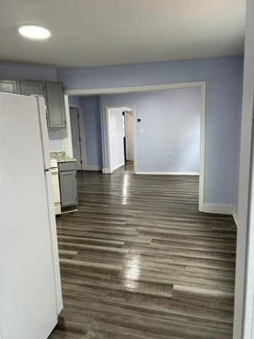 4 bed, 1 bath apartment for rent at 14 Florence St Unit 1, Providence — photo 6 of 22