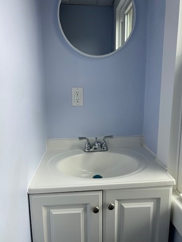 4 bed, 1 bath apartment for rent at 14 Florence St Unit 1, Providence — photo 10 of 22