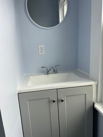 4 bed, 1 bath apartment for rent at 14 Florence St Unit 2, Providence — photo 19 of 25