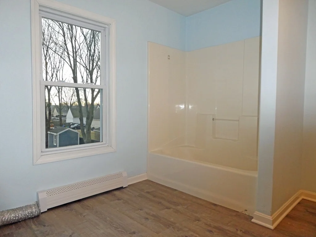 3 bed, 1 bath apartment for rent at 14 Forest St Unit 2, Middleboro — photo 15 of 22