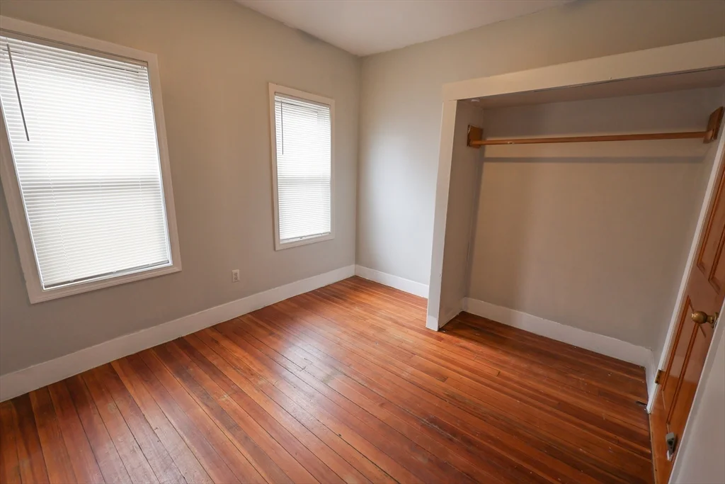 4 bed, 1 bath apartment for rent at 14 Fowler St Unit 2, Dorchester — photo 10 of 14