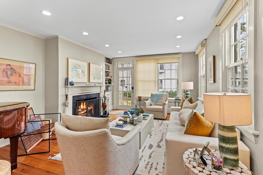 4 bed, 2 bath apartment for rent at 14 Francis Ave Unit 14, Cambridge — photo 6 of 27