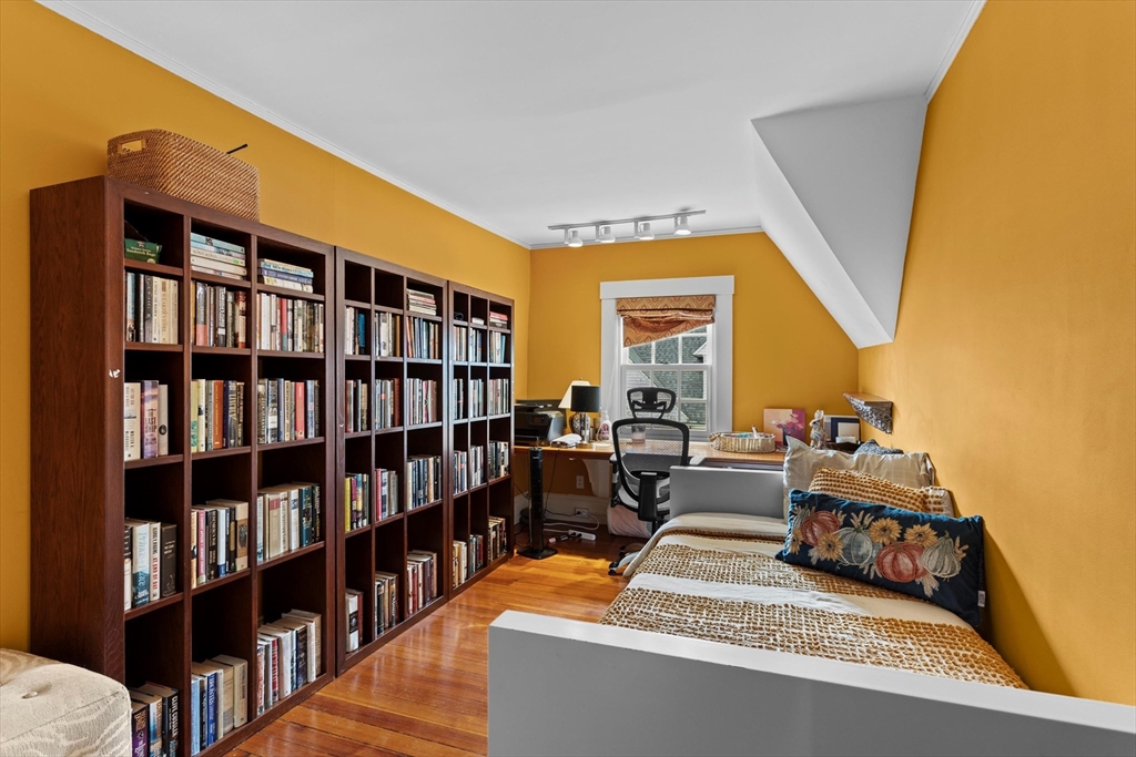 4 bed, 2 bath apartment for rent at 14 Francis Ave Unit 14, Cambridge — photo 21 of 27