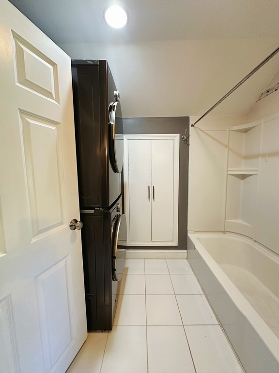 3 bed, 2 bath apartment for rent at 14 French Ave, Wayland — photo 14 of 15