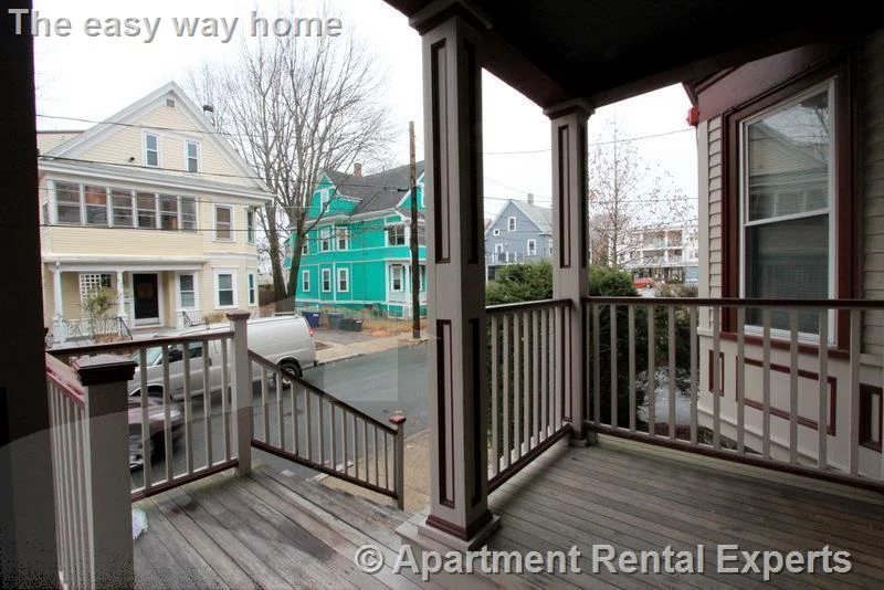 1 bed, 1 bath apartment for rent at 14 Garrison Ave Unit 10, Teele Square — photo 8 of 10