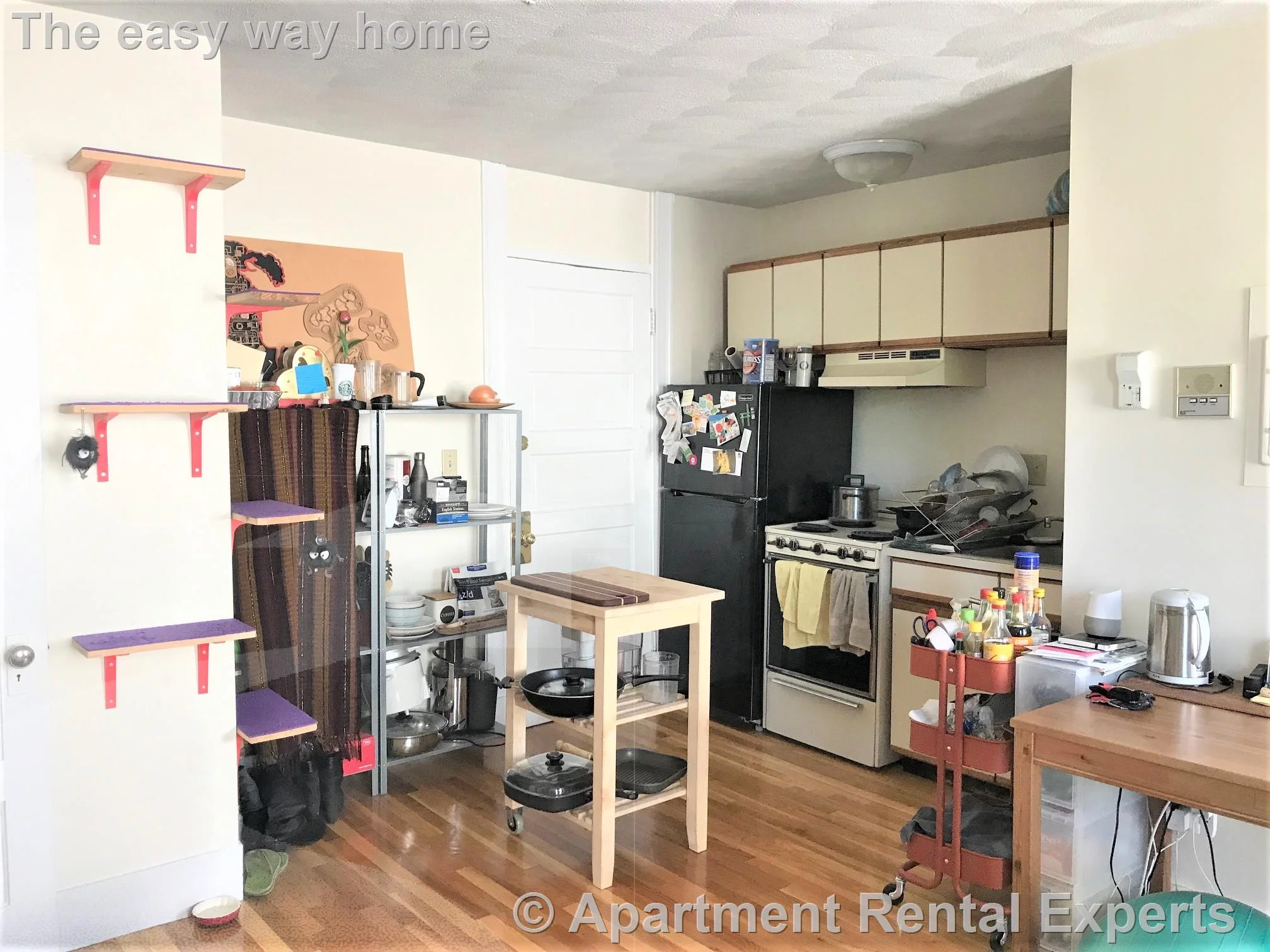 1 bed, 1 bath apartment for rent at 14 Garrison Ave Unit 10, Teele Square