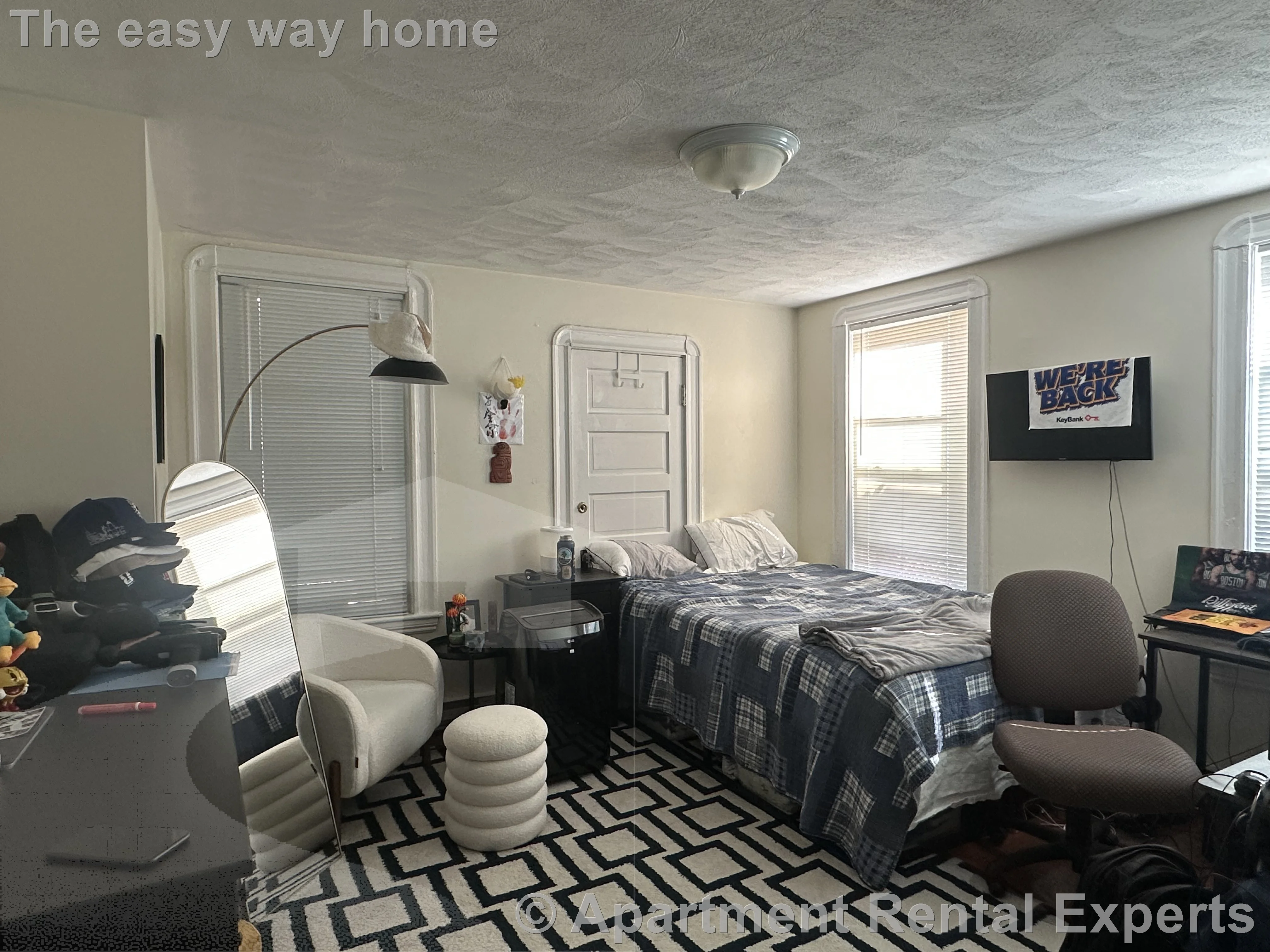 1 bed, 1 bath apartment for rent at 14 Garrison Ave Unit 4, Teele Square — photo 9 of 12