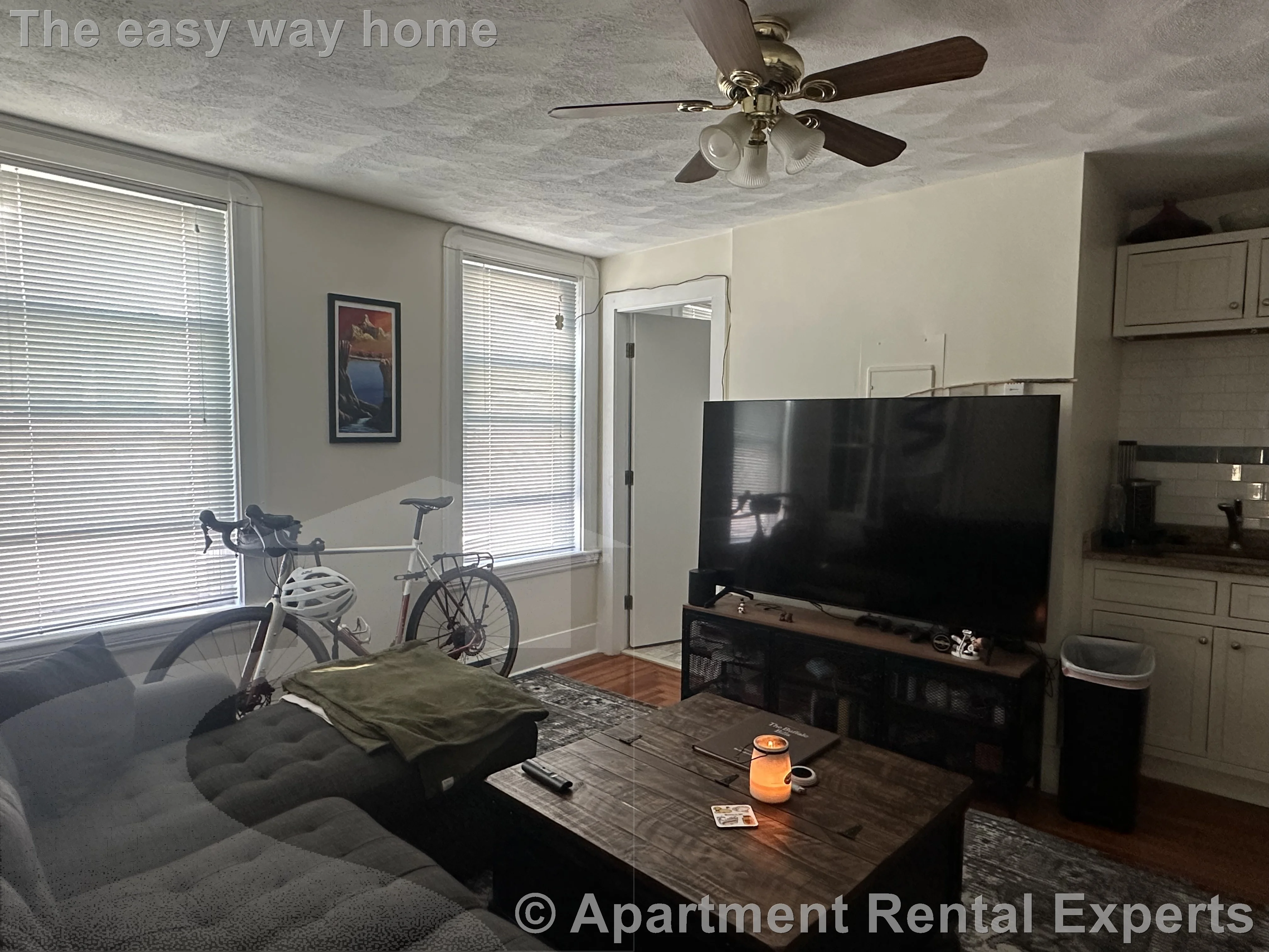 1 bed, 1 bath apartment for rent at 14 Garrison Ave Unit 4, Teele Square — photo 11 of 12