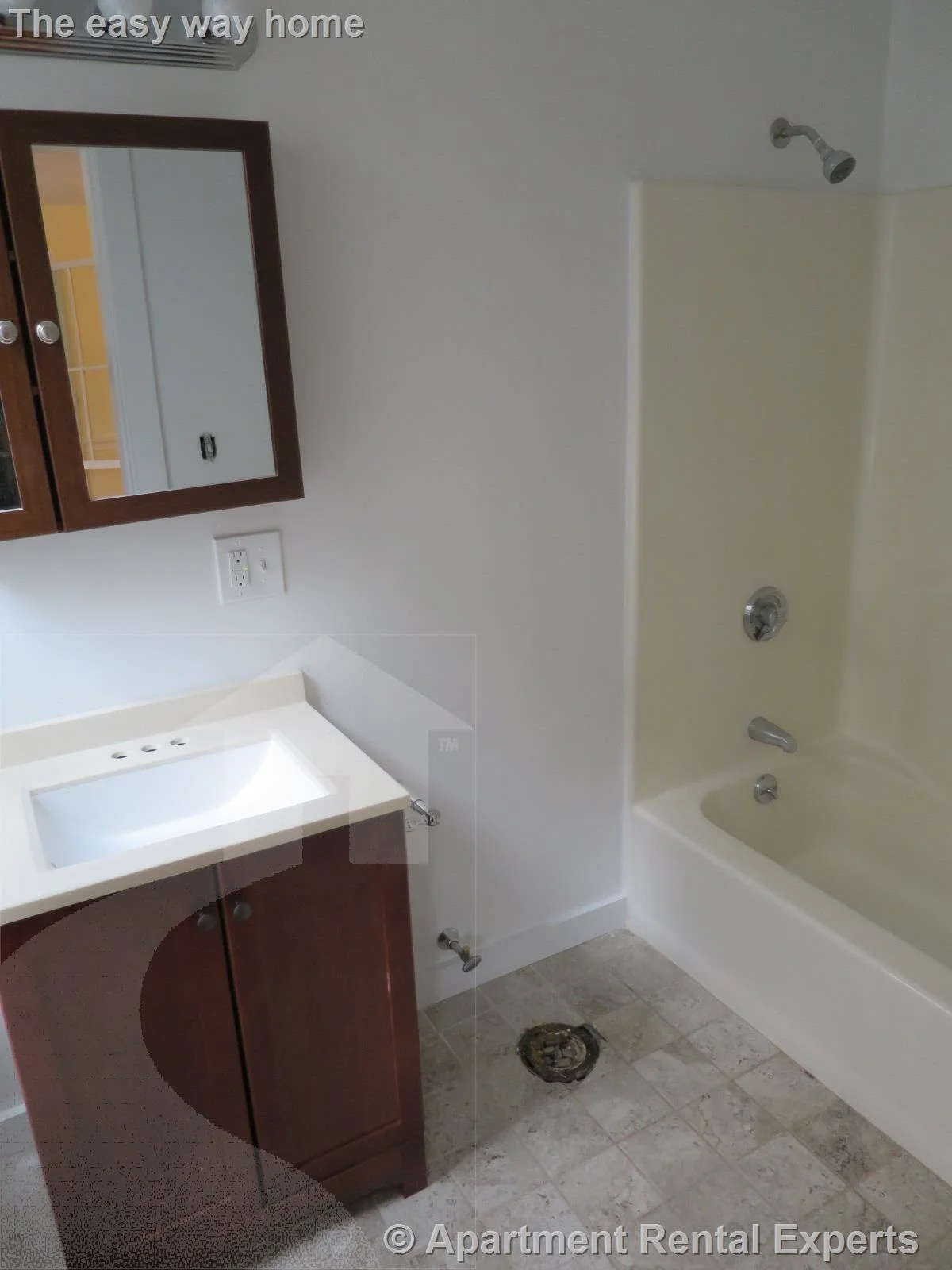 1 bed, 1 bath apartment for rent at 14 Garrison Ave Unit 4, Teele Square — photo 4 of 8