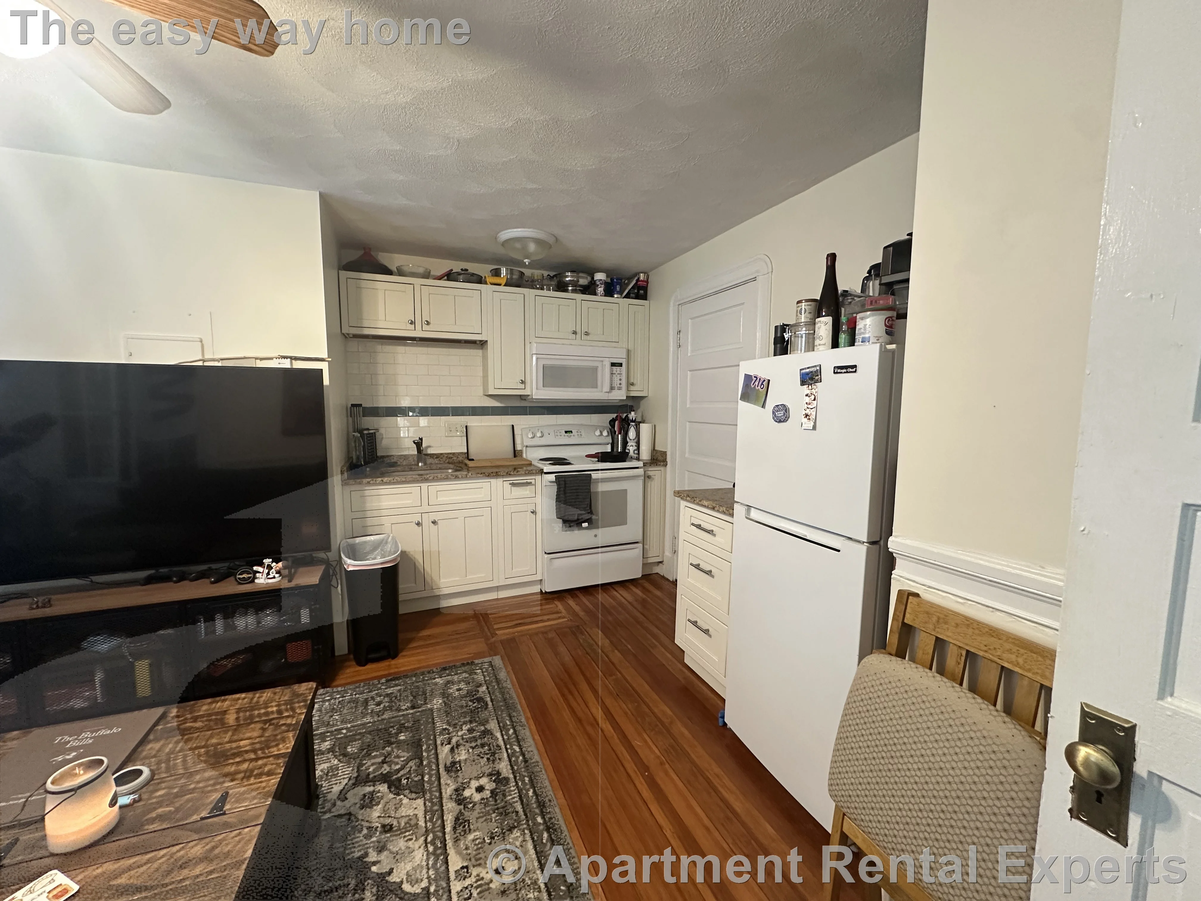 1 bed, 1 bath apartment for rent at 14 Garrison Ave Unit 4, Teele Square — photo 10 of 12