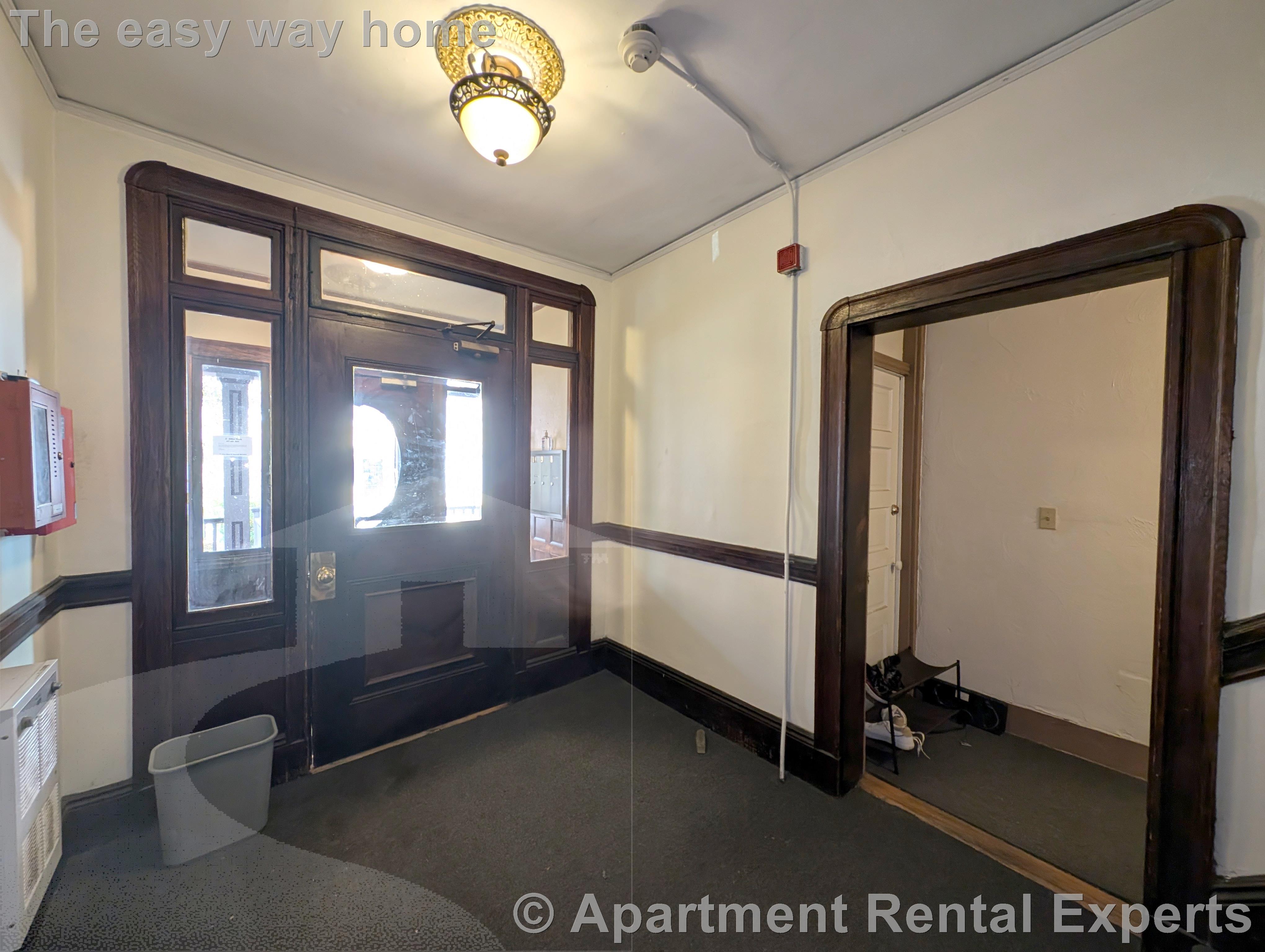 1 bed, 1 bath apartment for rent at 14 Garrison Ave Unit 6, Teele Square — photo 11 of 13