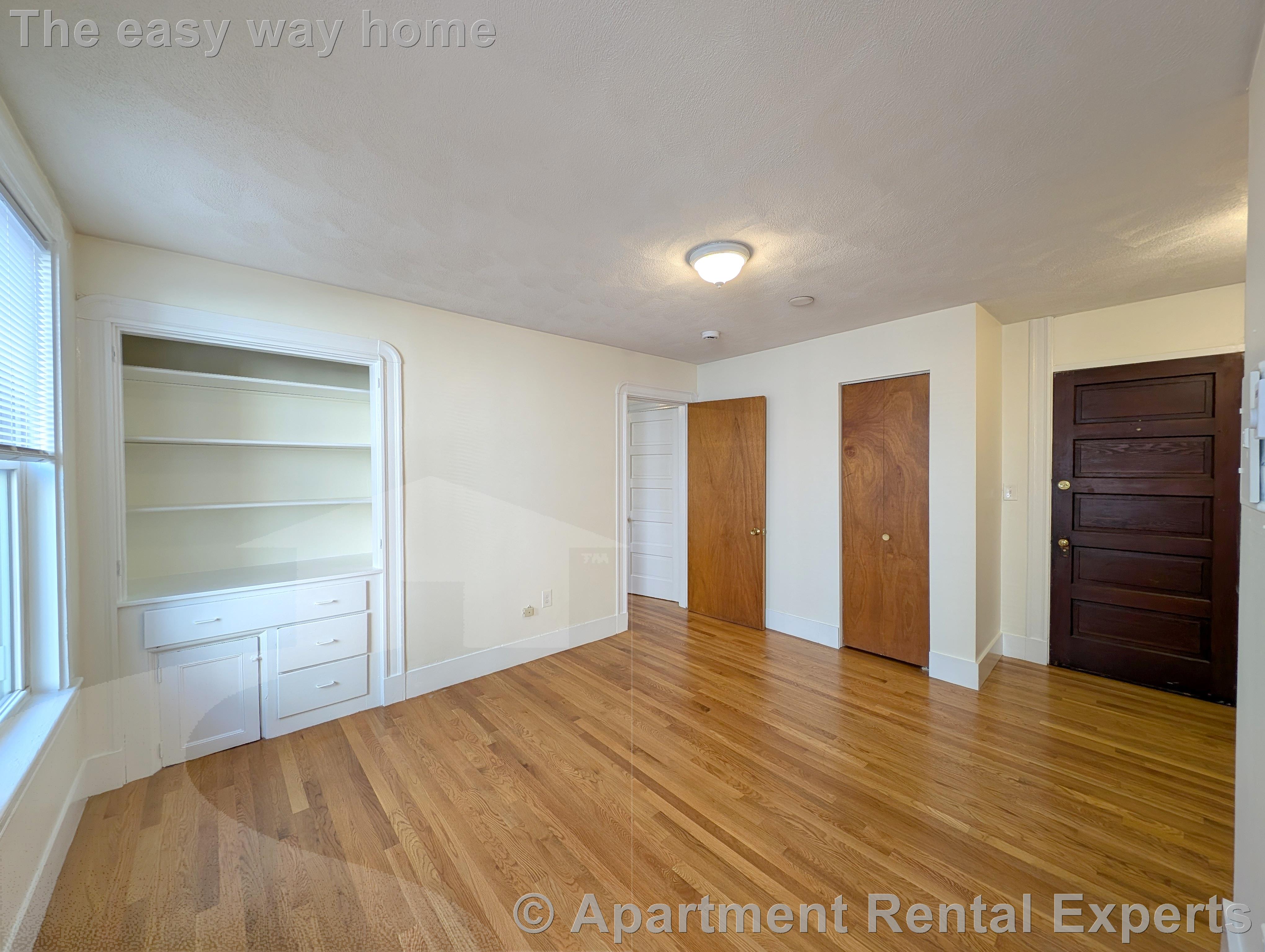 1 bed, 1 bath apartment for rent at 14 Garrison Ave Unit 6, Teele Square — photo 5 of 13