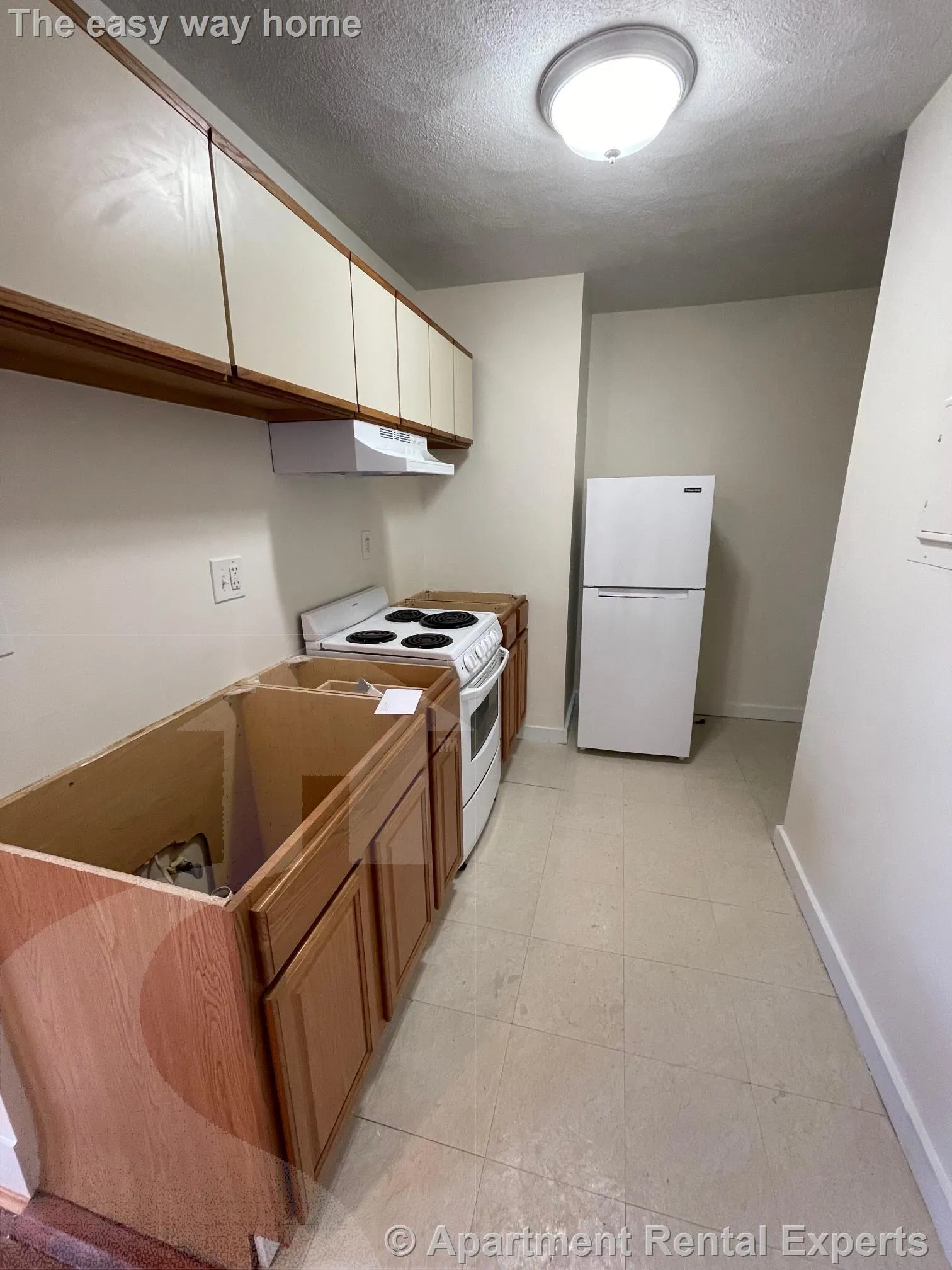 1 bed, 1 bath apartment for rent at 14 Garrison Ave Unit 9, Teele Square — photo 2 of 9