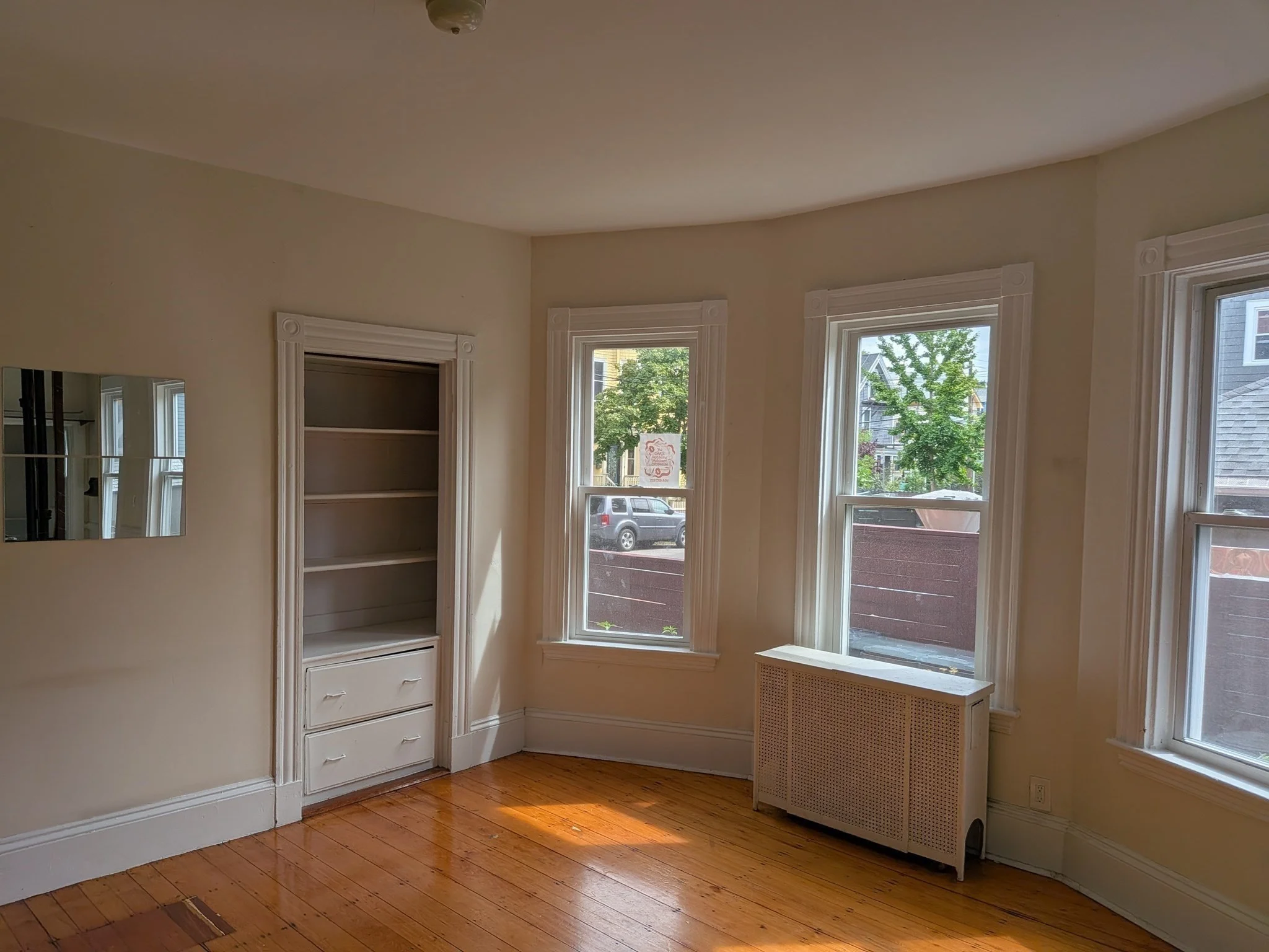 3 bed, 1 bath apartment for rent at 14 Glenwood Ave Unit 2, Cambridgeport — photo 5 of 15