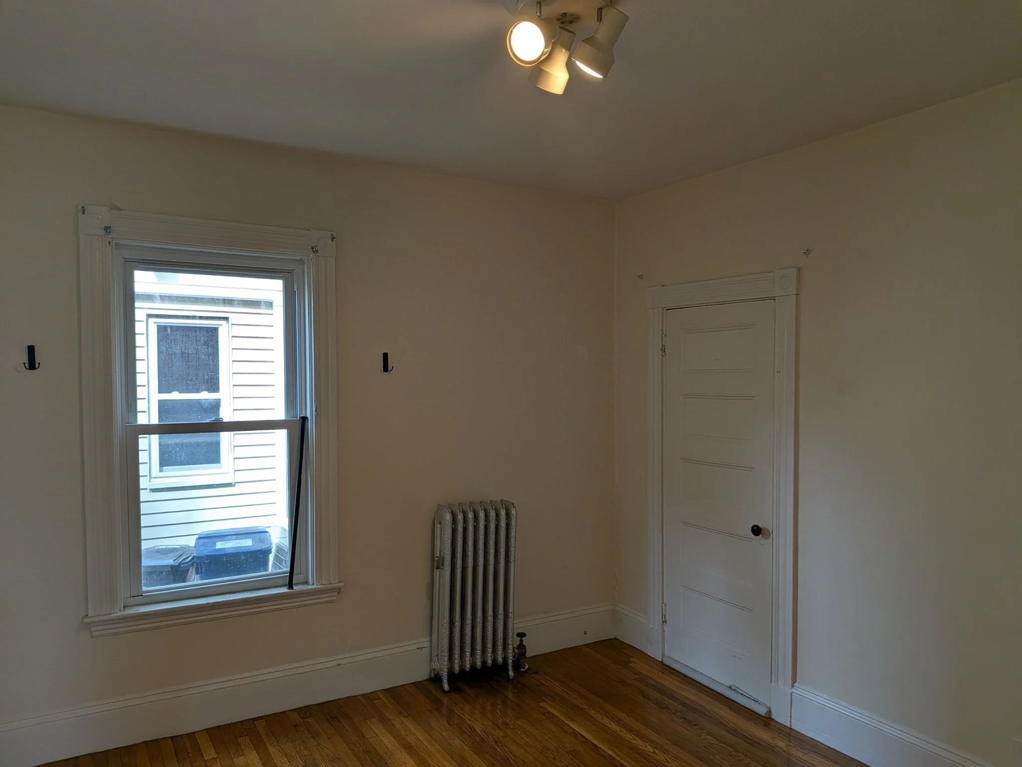 3 bed, 1 bath apartment for rent at 14 Glenwood Ave Unit 2, Cambridgeport — photo 8 of 15