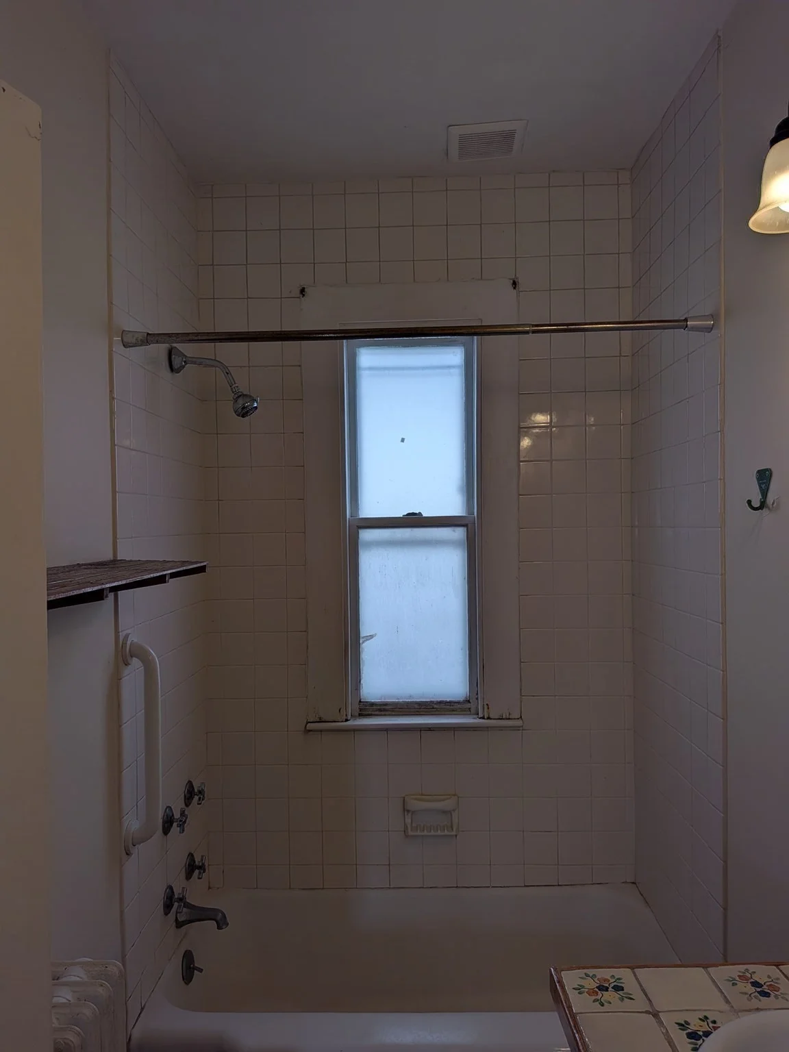 3 bed, 1 bath apartment for rent at 14 Glenwood Ave Unit 2, Cambridgeport — photo 14 of 15