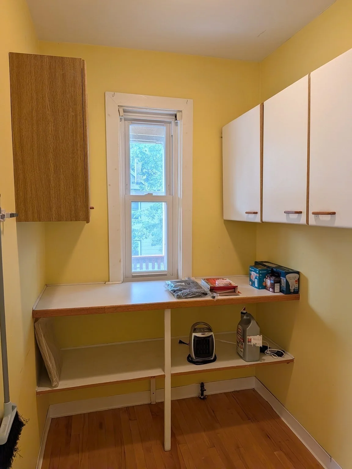 3 bed, 1 bath apartment for rent at 14 Glenwood Ave Unit 2, Cambridgeport — photo 3 of 15