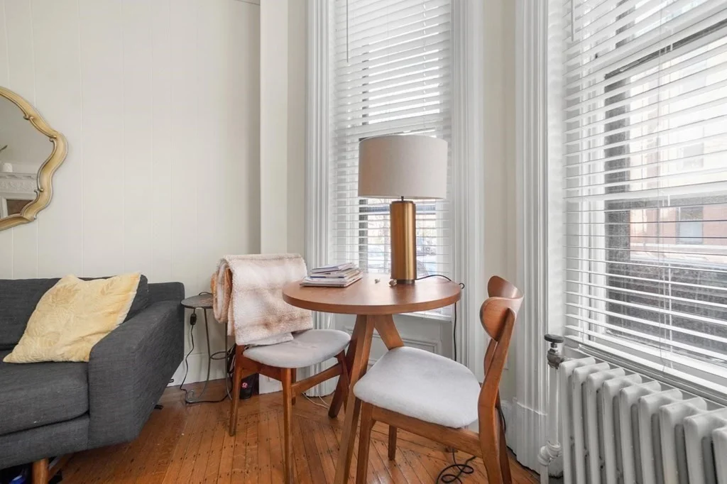 Studio bed, 1 bath apartment for rent at 14 Gloucester Unit 1A, Back Bay — photo 5 of 8