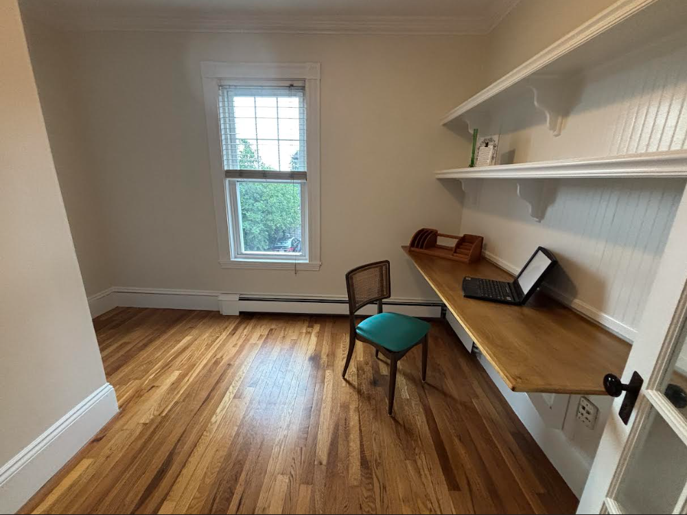 2.5 bed, 1 bath apartment for rent at 14 Greenwood Ter Unit 2, Ward Two — photo 11 of 19