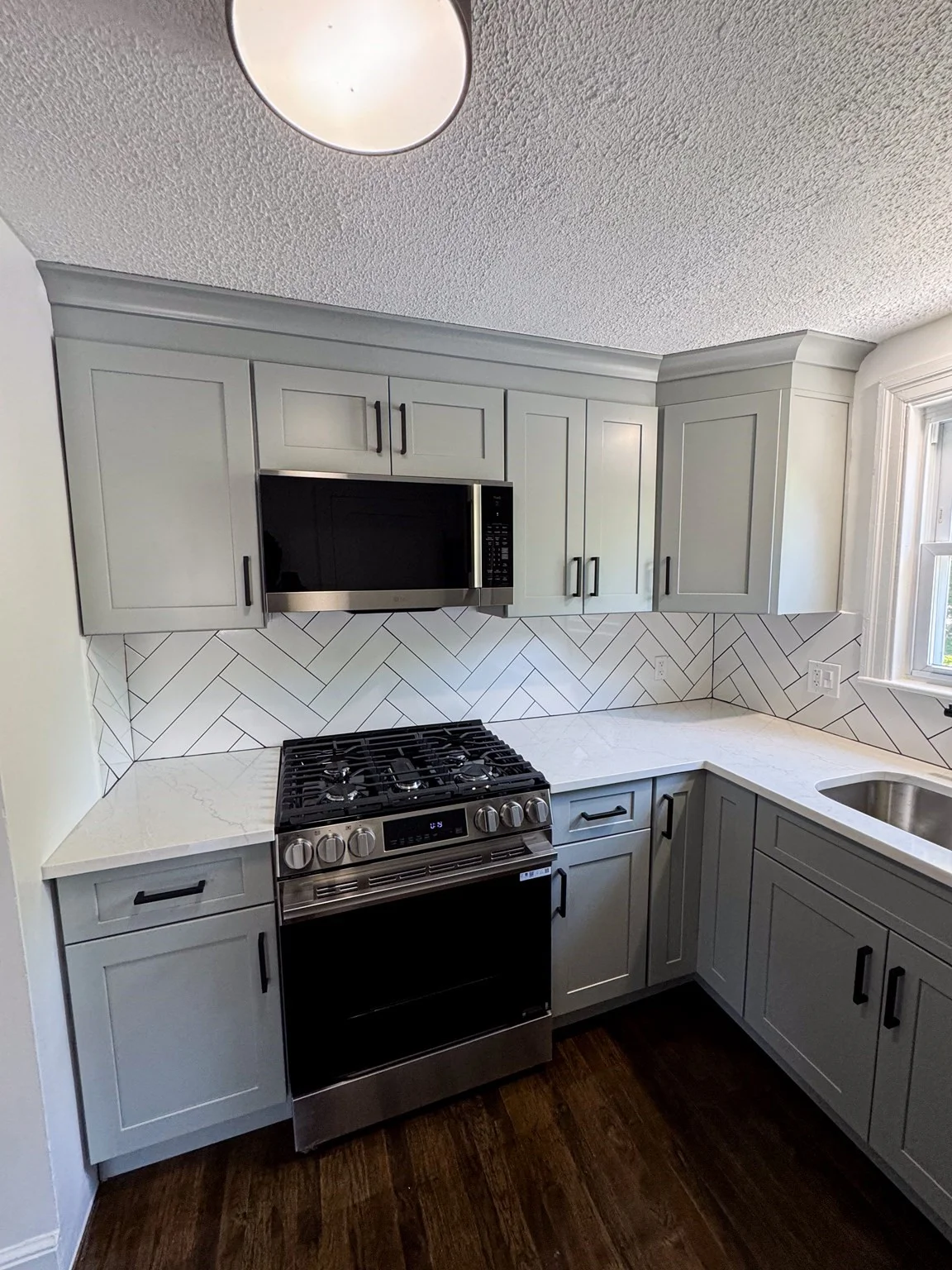 2 bed, 1 bath apartment for rent at 14 Grew Hill Rd Unit 2, Roslindale — photo 8 of 13