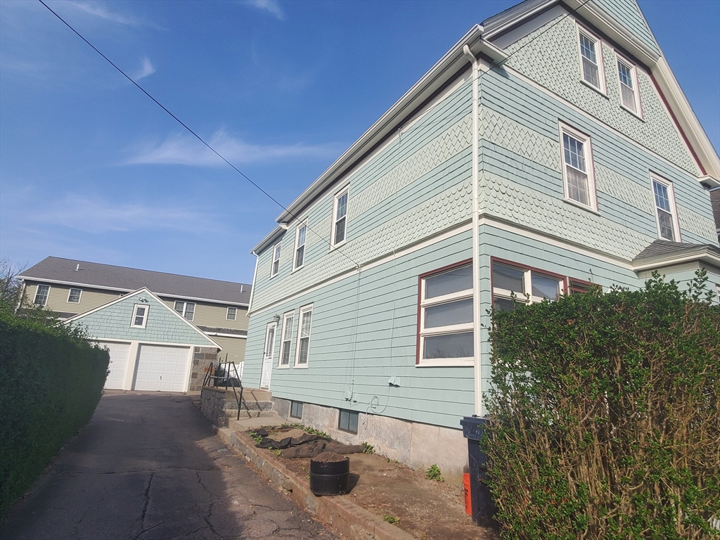 2 bed, 1 bath apartment for rent at 14 Greystone Unit 2, West Quincy — photo 16 of 17