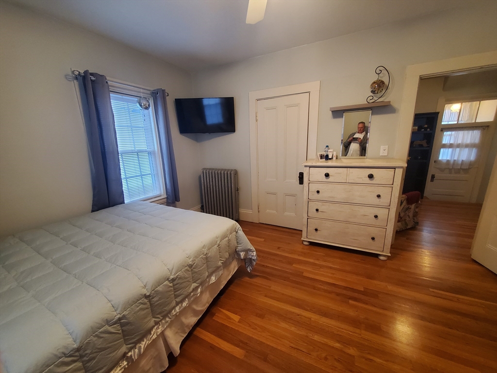 2 bed, 1 bath apartment for rent at 14 Greystone Unit 2, West Quincy — photo 12 of 17