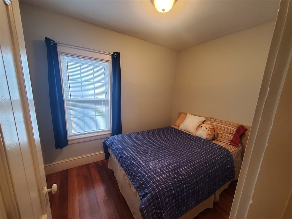 2 bed, 1 bath apartment for rent at 14 Greystone Unit 2, West Quincy — photo 11 of 17