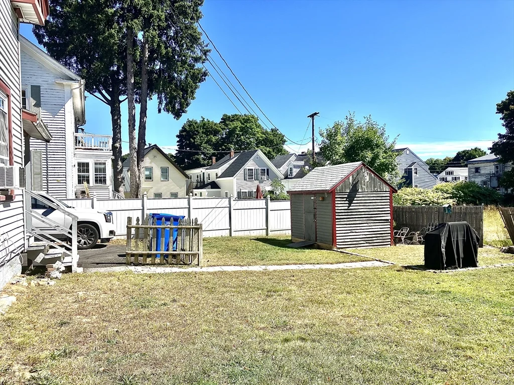 2 bed, 1 bath apartment for rent at 14 Grove Unit 2A, Merrimac — photo 2 of 13