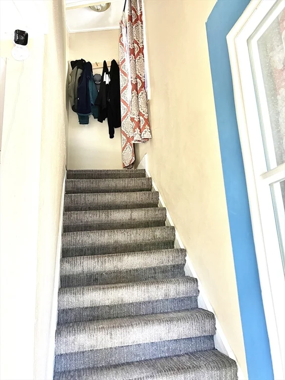 2 bed, 1 bath apartment for rent at 14 Grove Unit 2A, Merrimac — photo 4 of 13