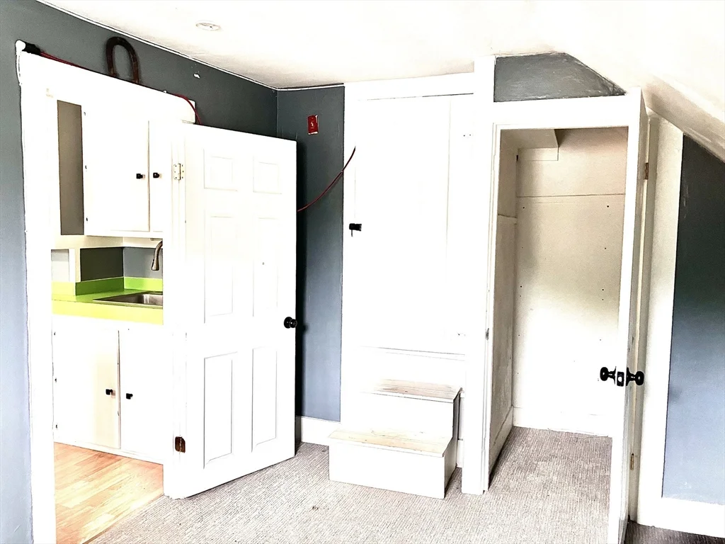 2 bed, 1 bath apartment for rent at 14 Grove Unit 2A, Merrimac — photo 11 of 13