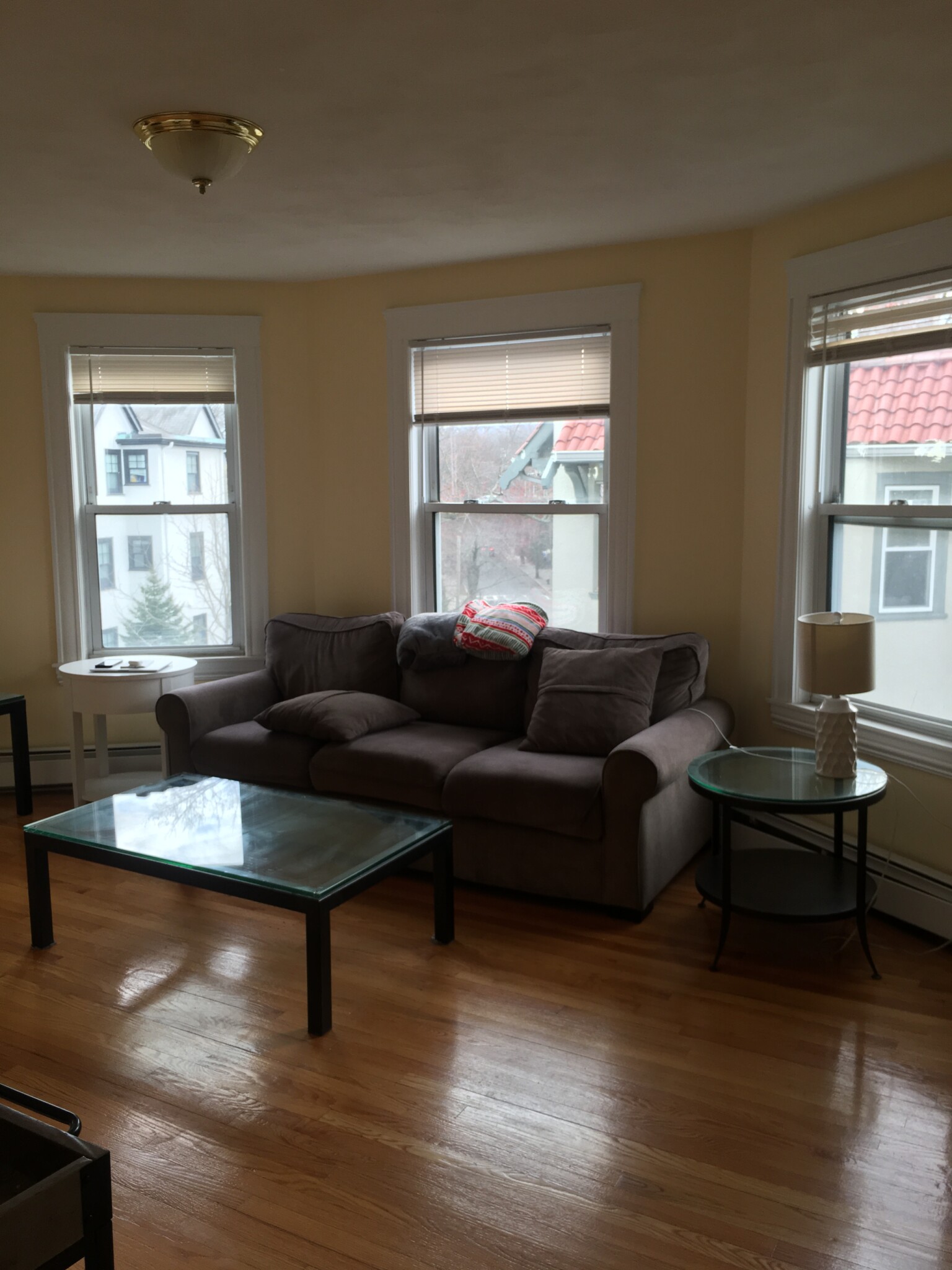 4 bed, 3 bath apartment for rent at 14 Hamilton Rd Unit 1, North Brookline — photo 2 of 11