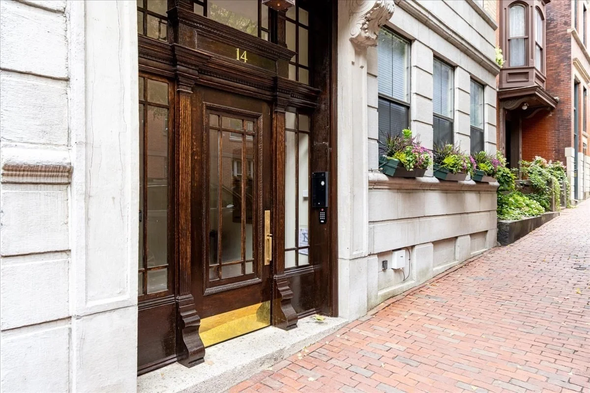 2 bed, 2 bath apartment for rent at 14 Hancock St Unit 4, Beacon Hill