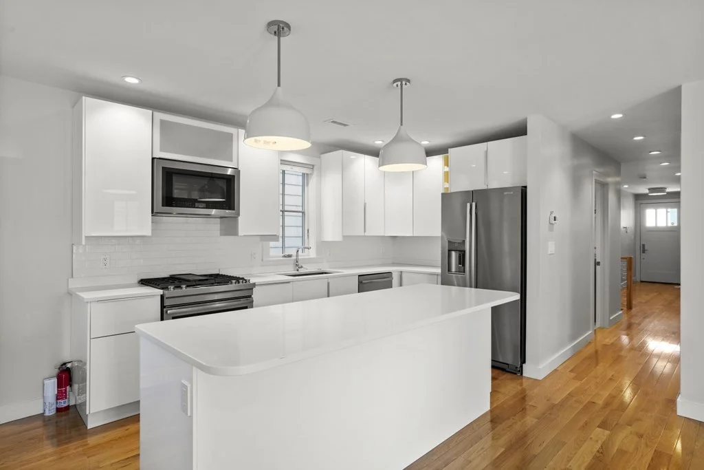 3 bed, 3 bath apartment for rent at 14 Hardwick Unit 1, Kendall Square — photo 10 of 31