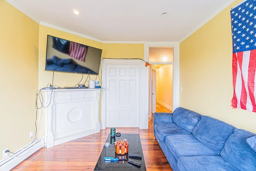4 bed, 1.5 bath apartment for rent at 14 Harlow St Unit 1, Roxbury — photo 6 of 17