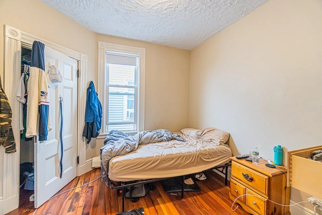 4 bed, 1.5 bath apartment for rent at 14 Harlow St Unit 3, Roxbury — photo 26 of 32