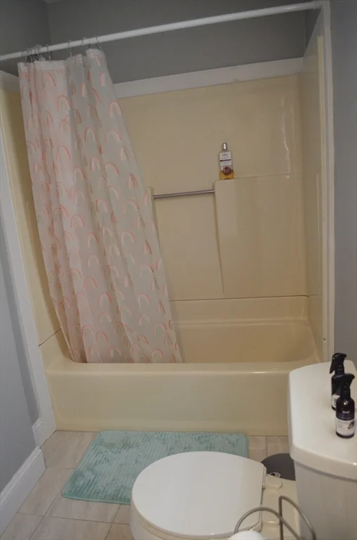 1 bed, 1 bath apartment for rent at 14 Hartford Ave E, Uxbridge — photo 8 of 18