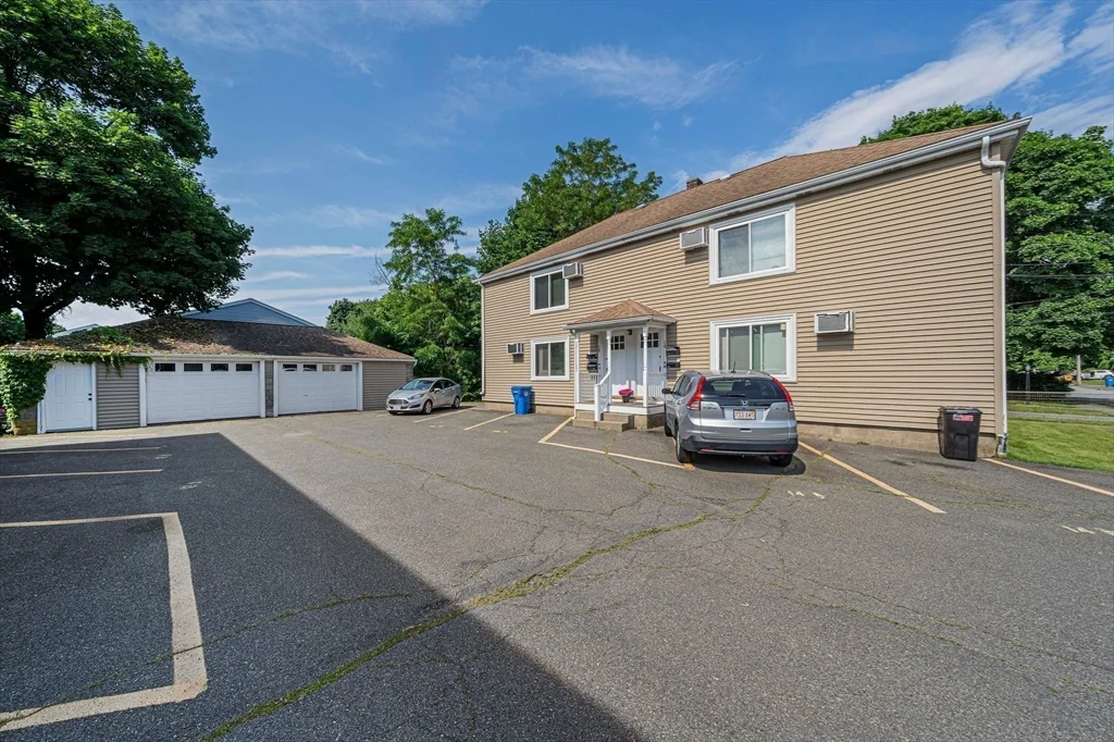 1 bed, 1 bath apartment for rent at 14 Hartwell St Unit B, Waltham — photo 19 of 24